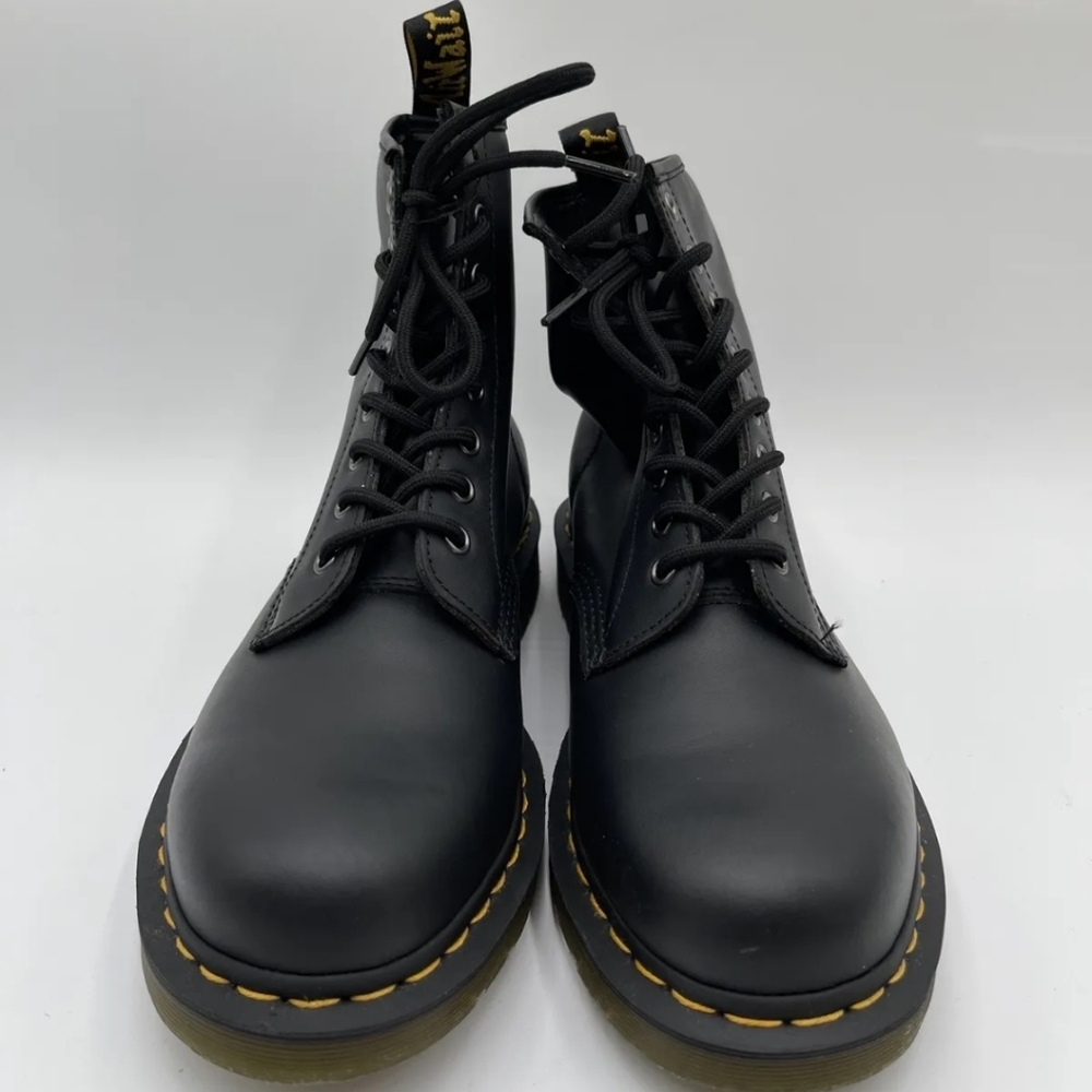 Doc Martens 1470s  size 10 women 9 men